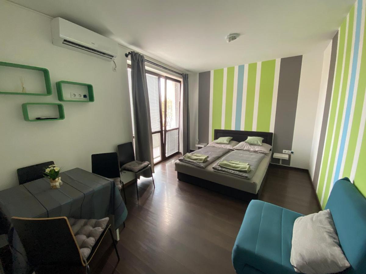 Lexi Classic Apartman Hajduszoboszlo Exterior foto